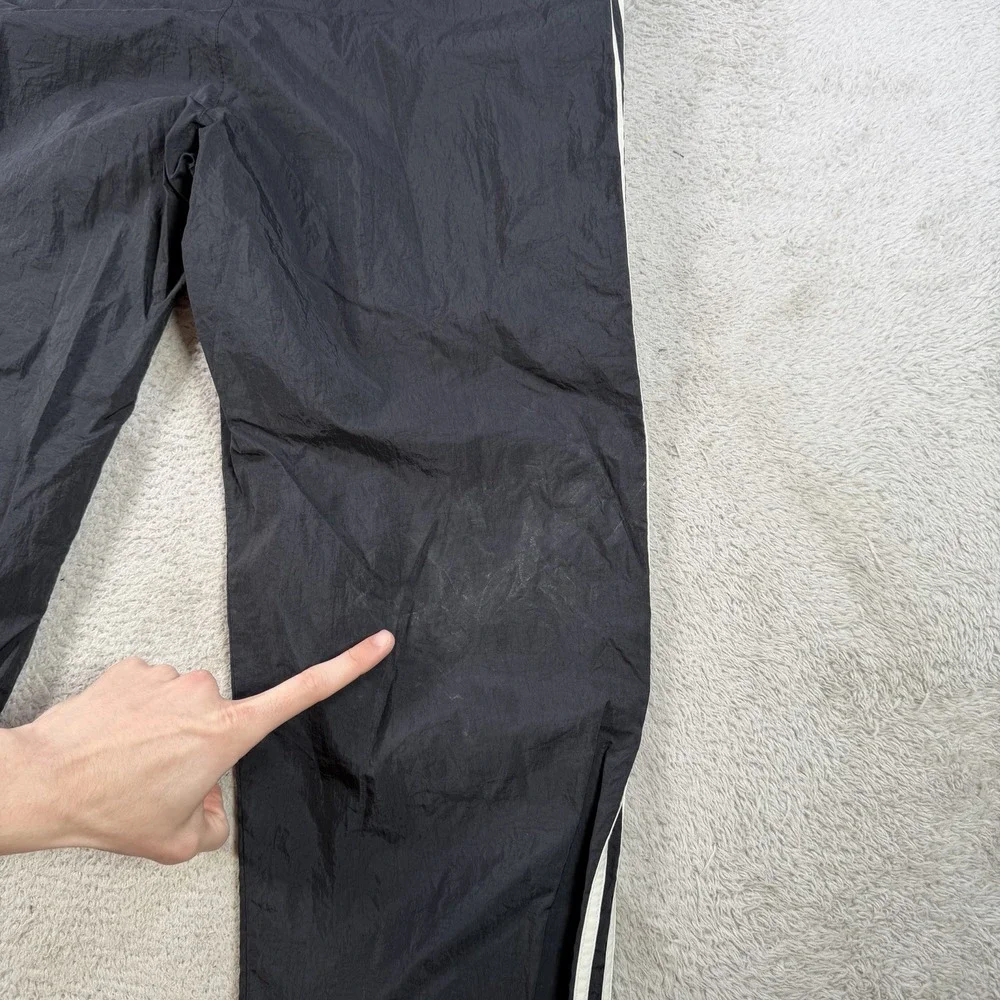Vintage Adidas Windbreaker Pants Men Medium Black Gym Drawstring Zip Ankle Nylon - Picture 11 of 12